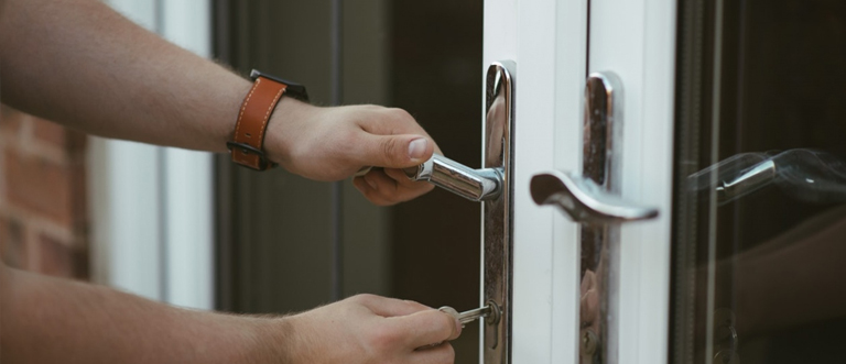 24 hour key locksmith Aurora